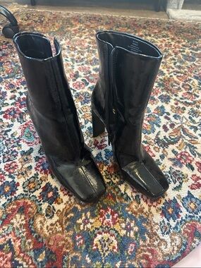 Mix No. 6 Black Patent Square-Toe Block Heel Boots